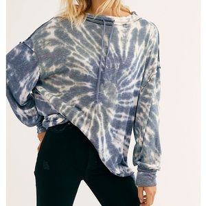 NWT Free People Tie Dye pullover XS